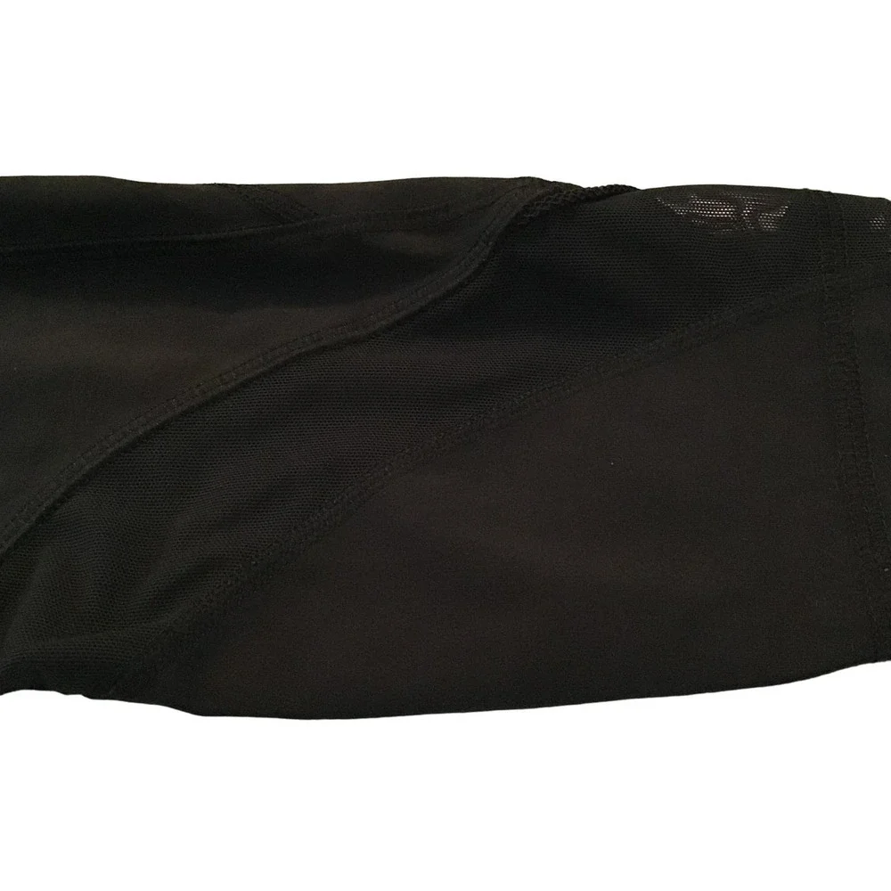 Lululemon Women Size 6 Black Crop Yoga Pants Black Sheer Ankles - Picture 8 of 9
